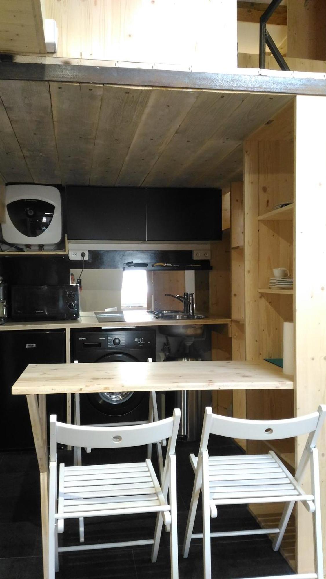 Studio Meuble Proche Conseil Departemental Du Jura Lons-le-Saunier Ngoại thất bức ảnh