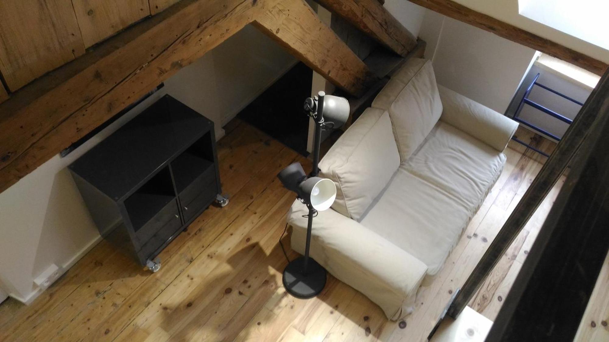 Studio Meuble Proche Conseil Departemental Du Jura Lons-le-Saunier Ngoại thất bức ảnh